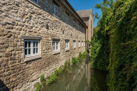 La casetta d’Àneu, Oxford Castle Exterior foto